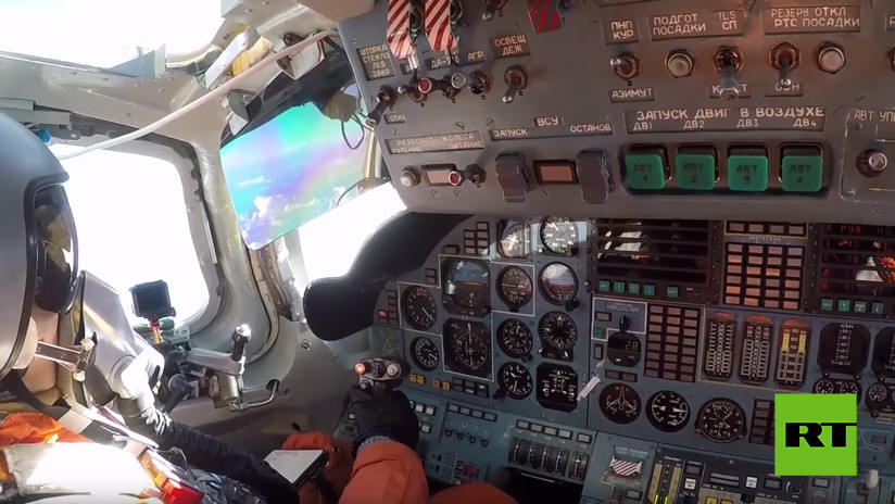 VIDEO: Maniobras de Tu-160 rusos y cazas venezolanos vistas desde cabina