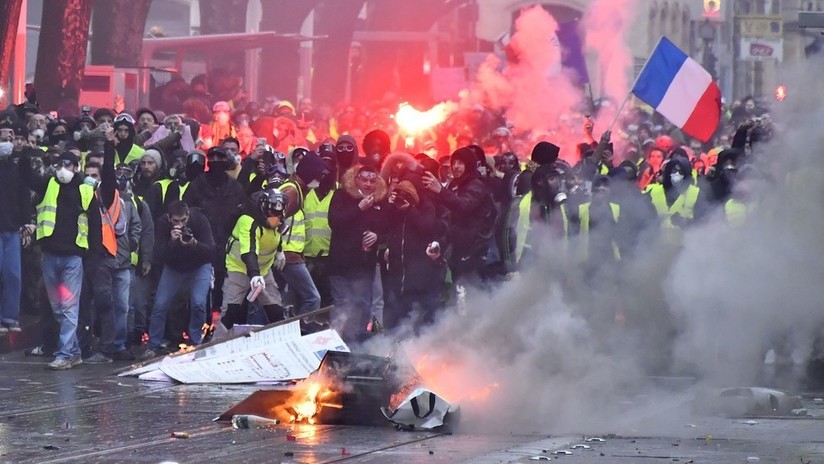 "No escuchamos al pueblo": El primer ministro francés admite errores en su gestión de las protestas