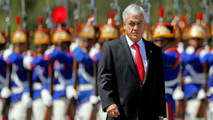 Presidente de Chile destituye al jefe de Carabineros y renuncian diez generales