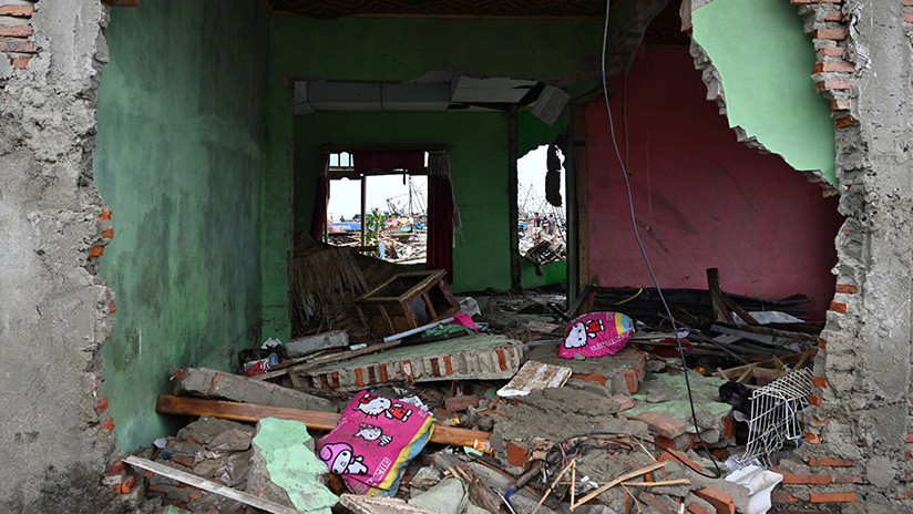 El tsunami lo puso ante la peor encrucijada: Salvar a su esposa o rescatar a su madre y a su hijo