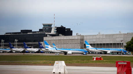 Aviones de Aerolíneas Argentinas en el aeropuerto de Buenos Aires durante la huelga del 26 de noviembre de 2018.