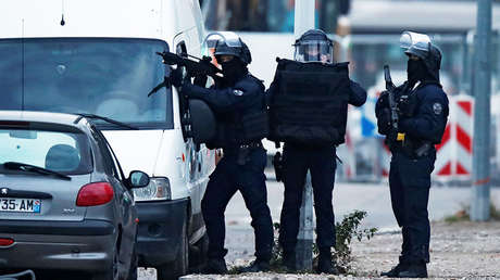 La operación policial en el distrito de Meinau en Estrasburgo (Francia), el 13 de diciembre de 2018.