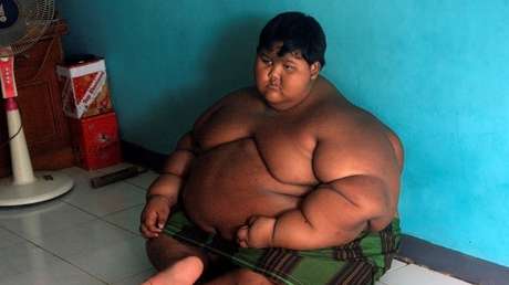 VIDEO: La asombrosa transformación del 'niño más obeso del mundo', que ahora quiere ser futbolista