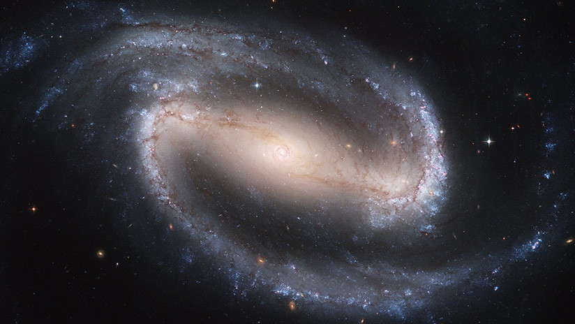 Vuelta de tuerca científica: ¿Existe un 'reflejo' de nuestro universo donde el tiempo va para atrás?