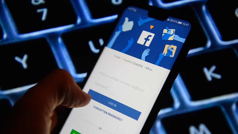 Un acuerdo de Facebook con fabricantes hace imposible eliminar su aplicaciÃ³n de telÃ©fonos Android