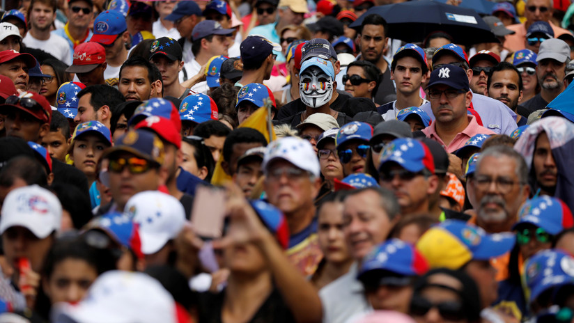 Lavrov: El diálogo entre Gobierno venezolano y oposición se disolvió por la influencia extranjera