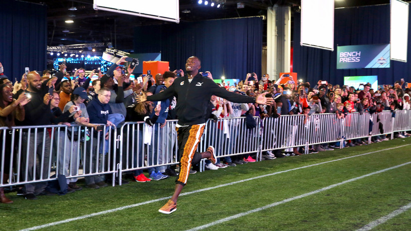 VIDEO: Nuevo récord histórico para Usain Bolt en un evento de la Super Bowl