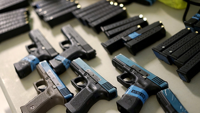 NBC: EE.UU. introducirá una nueva normativa que facilitará la exportación de armas de fuego pese a los continuos tiroteos