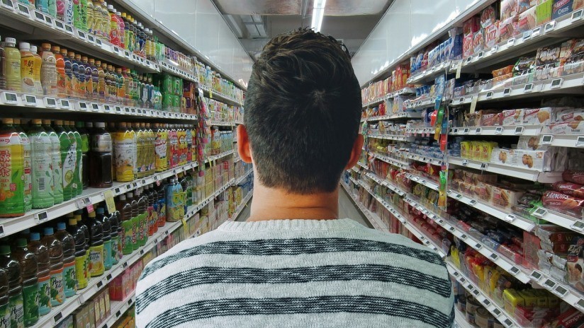 Una tienda trabaja todo un día sin personal en Canadá y no registra robos