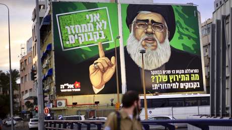 Hassan Nasrallah em um outdoor em Tel Aviv, Israel, em 10 de fevereiro de 2019.