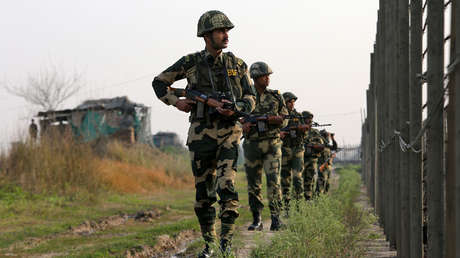 Fuerzas de Seguridad Indias en la frontera con Pakistán, 26 de febrero de 2019. 