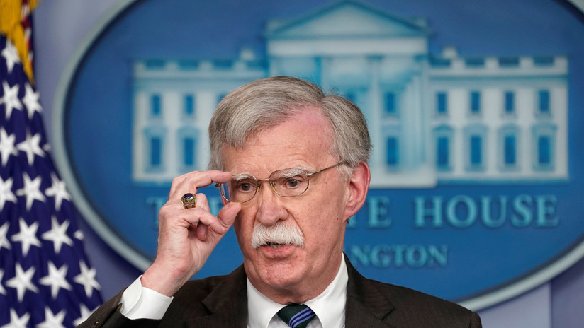 Bolton: "Me gustaría ver una coalición tan amplia como podamos juntar para reemplazar a Maduro"