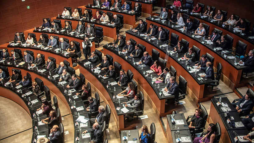 Informe: Las mujeres casi ocupan la cuarta parte de los parlamentos del mundo