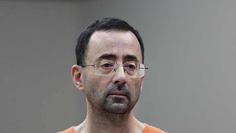 Más de 50 mujeres demandan al Comité Olímpico de EE.UU. por no prevenir los abusos del médico Larry Nassar