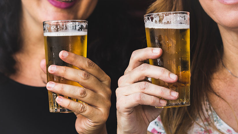 Científicos desactivan con un láser la zona del cerebro responsable de la adicción al alcohol