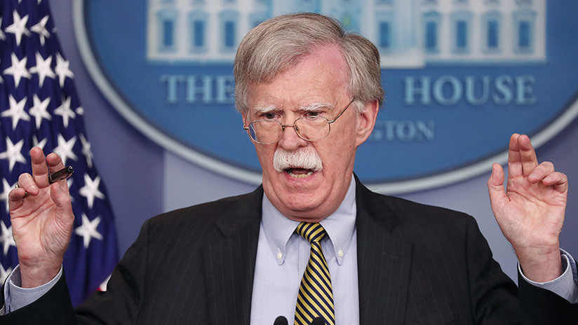 Bolton: EE.UU. podría emplear la fuerza militar en Venezuela "para proteger a 50.000 estadounidenses"