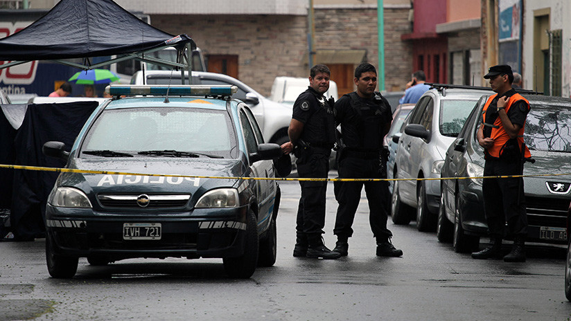 VIDEO: Se produce una balacera entre 'motochorros' y policías en plena calle de Buenos Aires