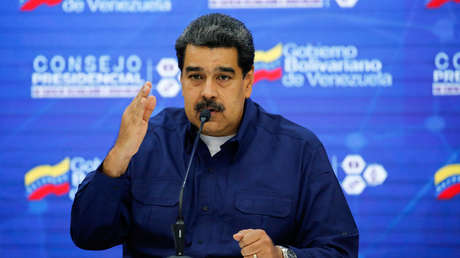 Maduro durante una reunión con ministros y miembros del gobierno en Caracas, 18 de febrero de 2019.
