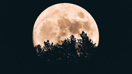 La 'superluna de gusano' coincidirá con el equinoccio de marzo