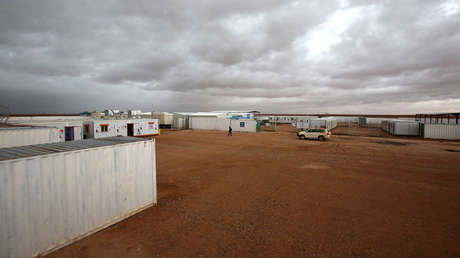 Un hospital de la ONU en Jordania, frente al campo de refugiados de Rukban (Siria).