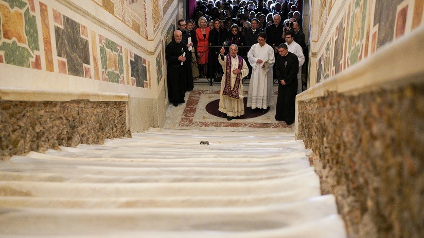 FOTOS: Por primera vez en 300 años muestran los mármoles de la 'Escalera Santa' por la que subió Jesus para ser juzgado