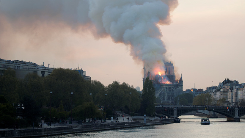 MINUTO A MINUTO: La catedral de Notre Dame de París sufre un importante incendio