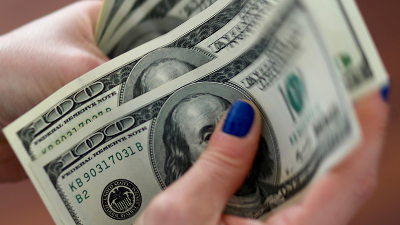El dólar vuelve a subir en Argentina y alcanza los 44,92 pesos