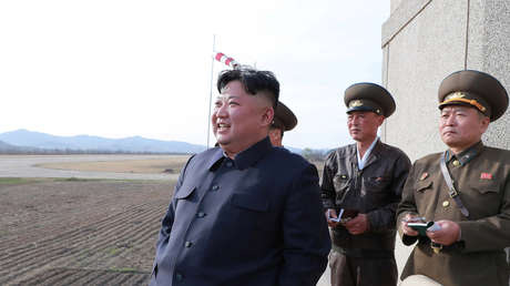 El líder norcoreano, Kim Jong-un, durante un entrenamiento de la Fuerza Aérea del Ejército Popular de Corea, el 16 de abril de 2019.