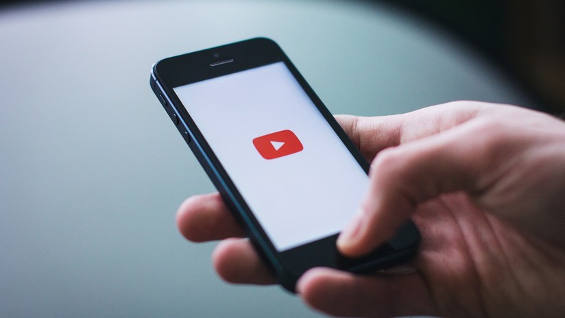 YouTube le ahorraría al planeta más de 500.000 toneladas métricas de CO2 al año si permitiera oír música con pantalla apagada