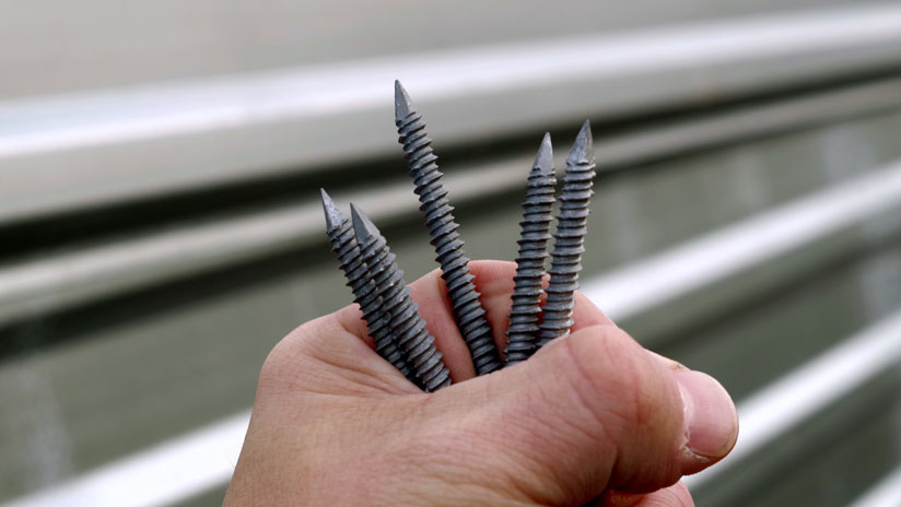 Un indio se traga 116 clavos y sobrevive