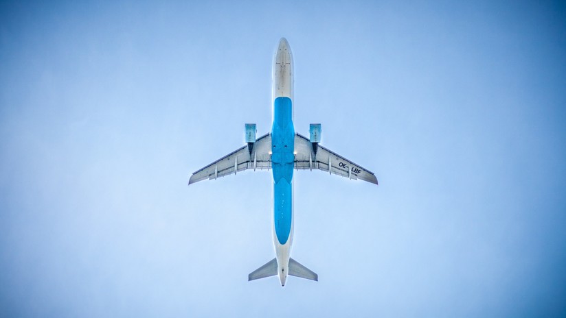 EE.UU. advierte a sus aerolíneas del riesgo de "errores de cálculo o de identificación" en el golfo Pérsico