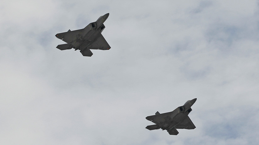 Rusia: Cazas F-22 de EE.UU. acompañaron a 4 bombarderos estratégicos rusos Tu-95MS en su vuelo planeado en el Oriente Lejano