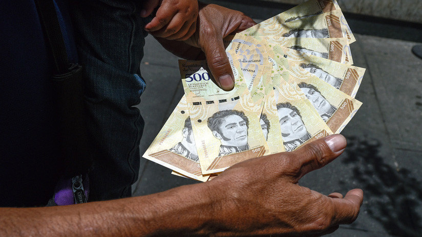 ¿Por qué se desacelera la inflación en Venezuela, a pesar de su crisis económica?