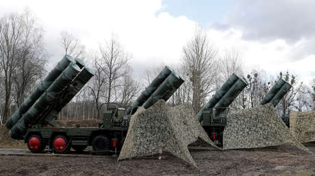 Turquía se prepara para posibles sanciones de EE.UU. por la compra de los S-400 mientras sus militares inician la capacitación en Rusia