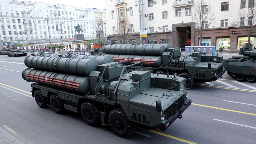 Rusia comenzará la entrega de los S-400 a Turquía en dos meses y ya entrenó a militares turcos