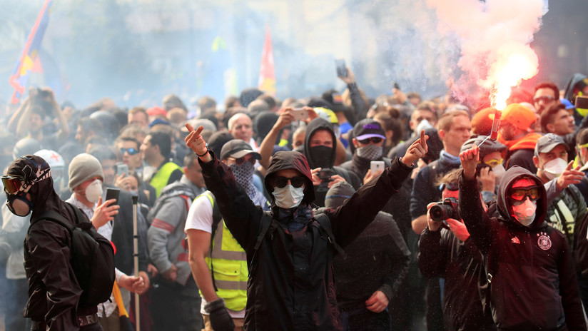 Los 'chalecos amarillos' protestan en varias ciudades de Francia por 30.�ª semana consecutiva