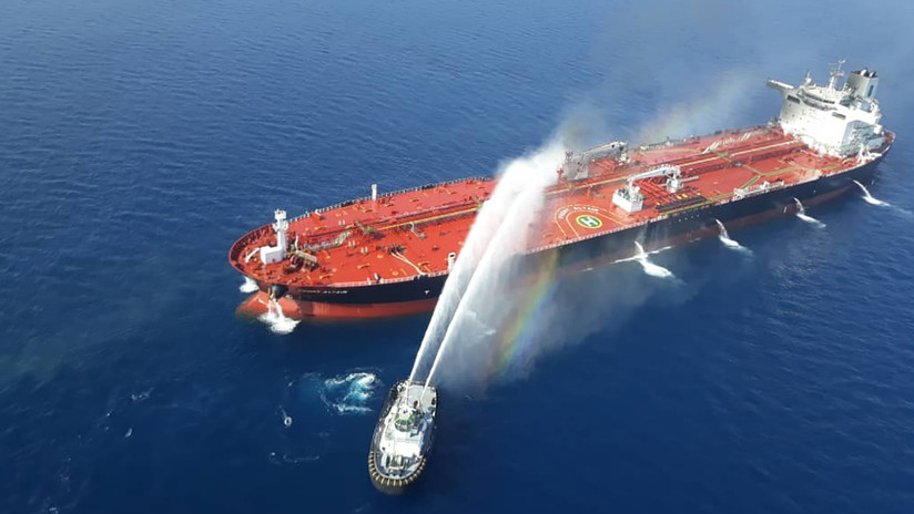 La tripulación de uno de los petroleros afectados en el golfo de Omán vio "objetos voladores" antes del ataque