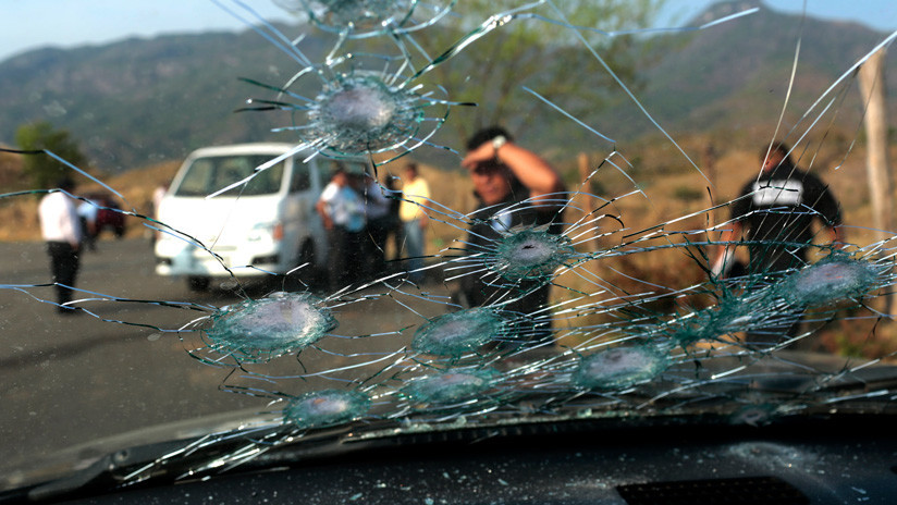 Más armas, menos permisos: el fenómeno de las 'balas perdidas' que siembran la muerte en México