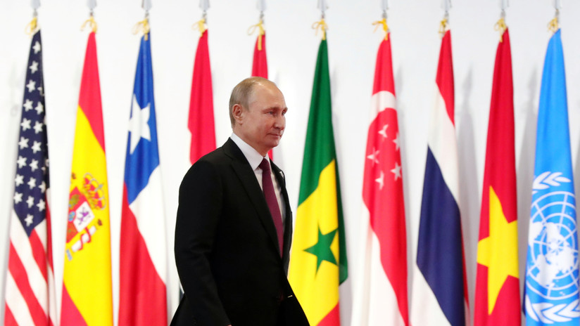 Putin: El formato Rusia-China-India conlleva un beneficio obvio para la solución de problemas internacionales y regionales