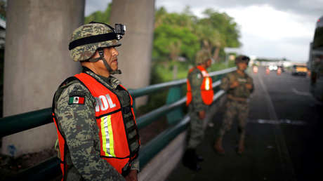 Militares en un punto de control de inmigración en una carretera en Tapachula, estado de Chiapas, el 12 de junio de 2019.