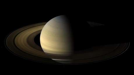 Saturno captado por la sonda Cassini.