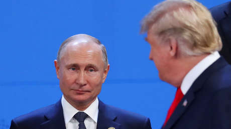 Vladímir Putin y Donald Trump en la cumbre del G20 en Buenos Aires, 30 de noviembre de 2018. 