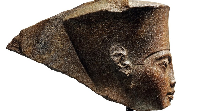 FOTOS: Subastan un busto de Tutankamón por casi 6 millones de dólares a pesar de las protestas de Egipto