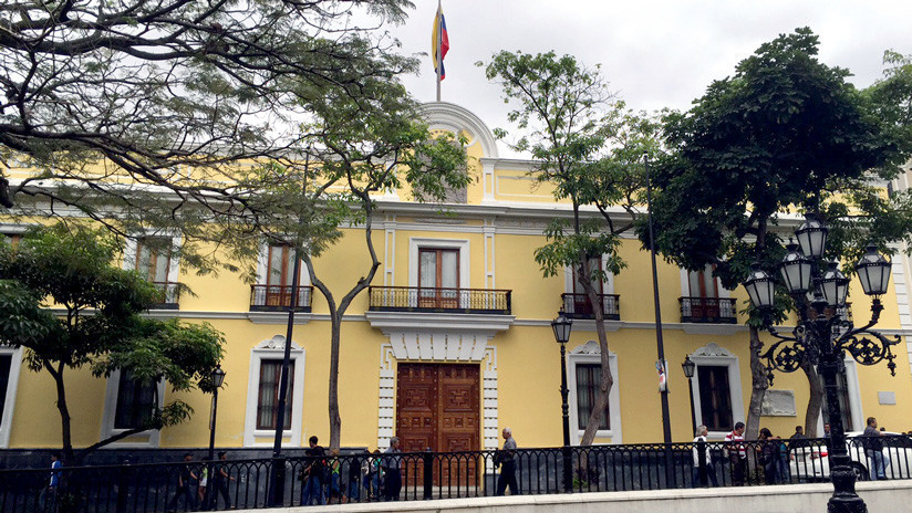 Venezuela rechaza "inaceptables amenazas" de la representante de la UE Federica Mogherini