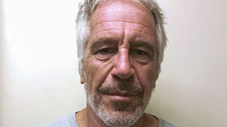 El multimillonario Jeffrey Epstein en una foto tomada para el registro de delincuentes sexuales de la División de Servicios de Justicia Criminal del estado de Nueva York el 28 de marzo de 2017.
