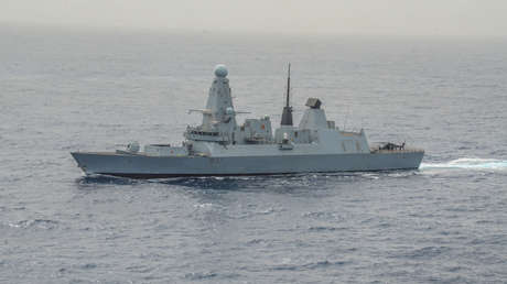 El buque británico, HMS Duncan.