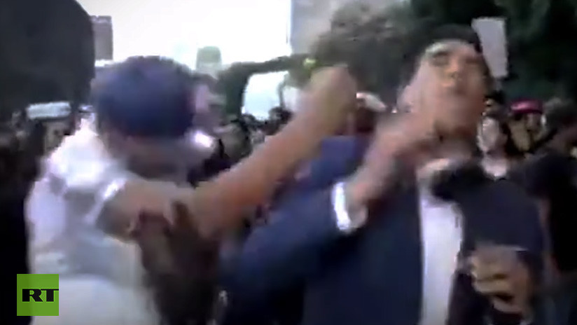 Detienen al presunto agresor del reportero que cubría las protestas de mujeres en Ciudad de México
