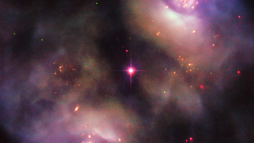 La NASA capta la imagen de la dinÃ¡mica de una estrella moribunda