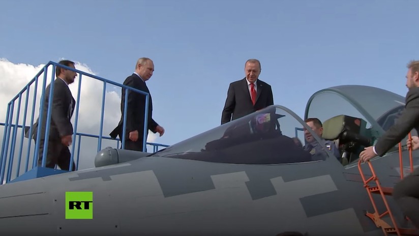 VIDEO: Putin muestra a Erdogan el avanzado caza ruso Su-57 en el salÃ³n aeroespacial MAKS 2019