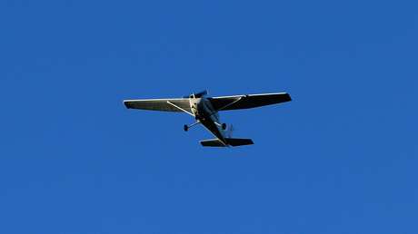 La reacción a un medicamento podría haber provocado que una estudiante de Cambridge se arrojara de una avioneta en Madagascar